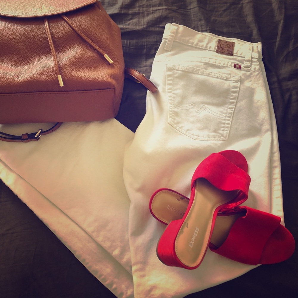 Chic white jeans from Lucky